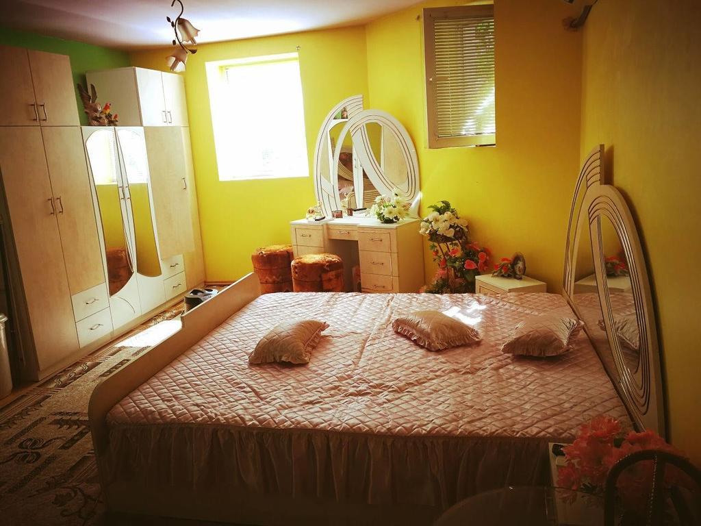 Two Bedroom Townhouse Mika ルセ エクステリア 写真